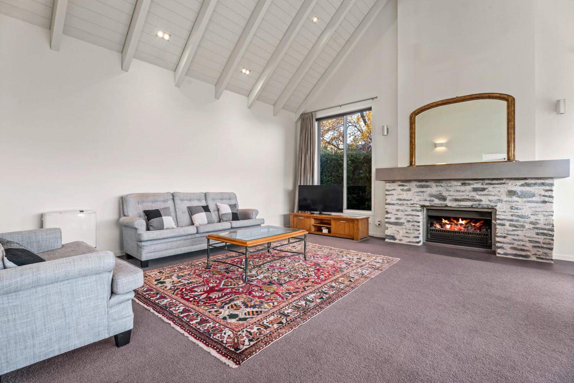 Queenstown Lifestyle And Lakeview Арроутаун Екстер'єр фото